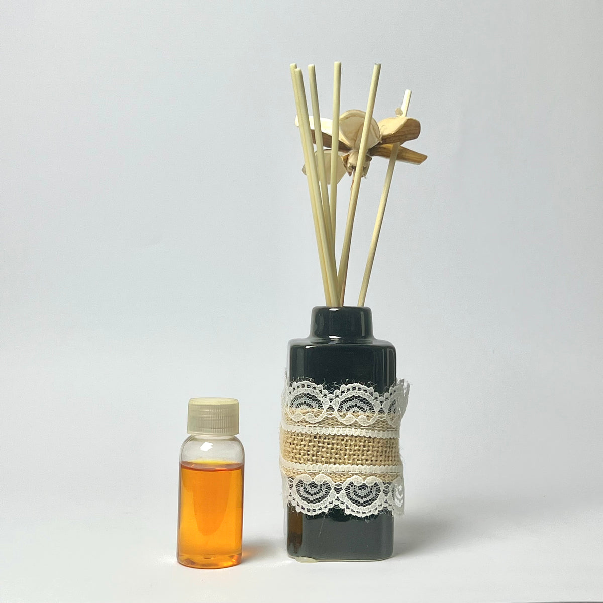 Decorative Reed Diffuser