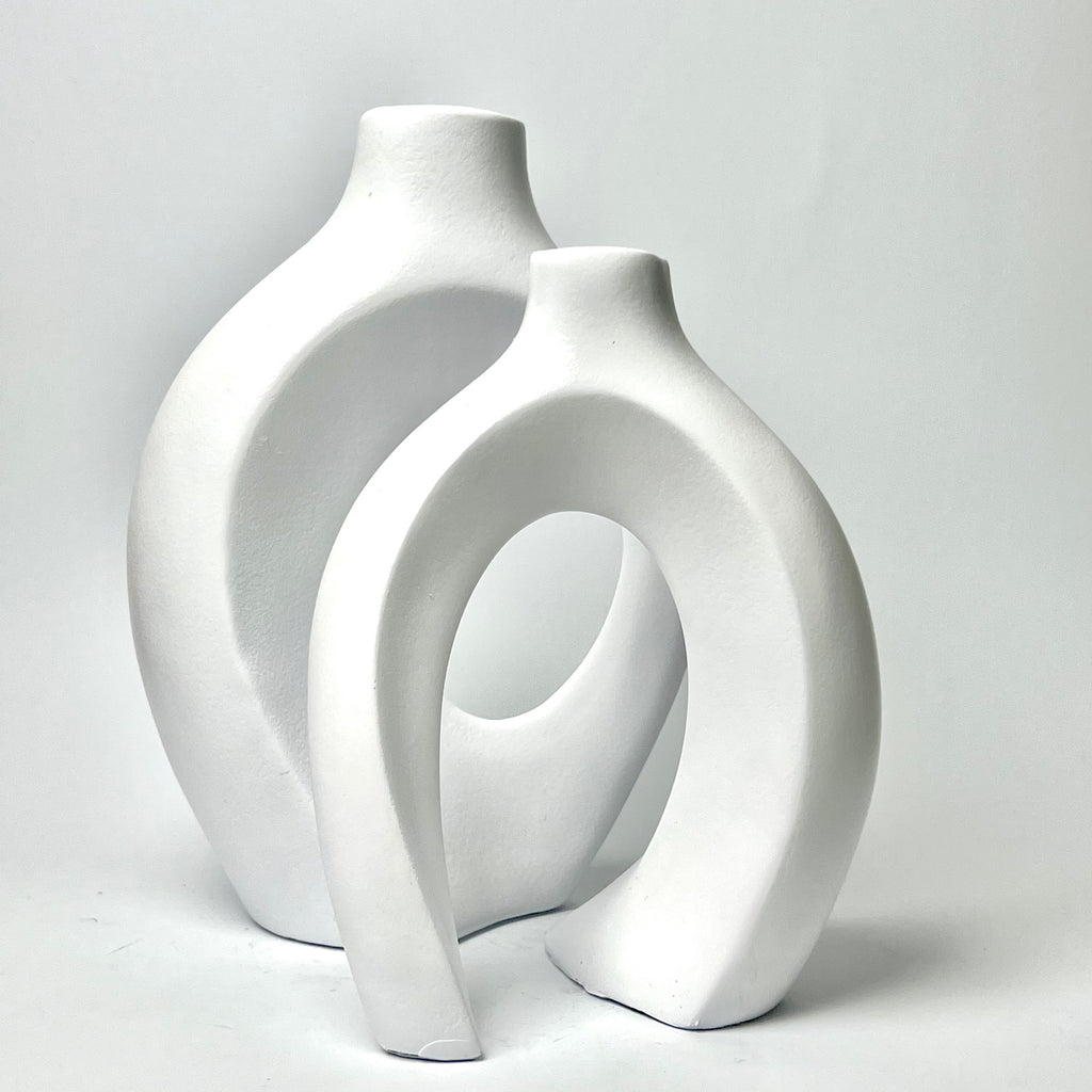 Modern Interlocking Ceramic Vase Set of 2 – Minimalist Matte Hollow Couple Vases