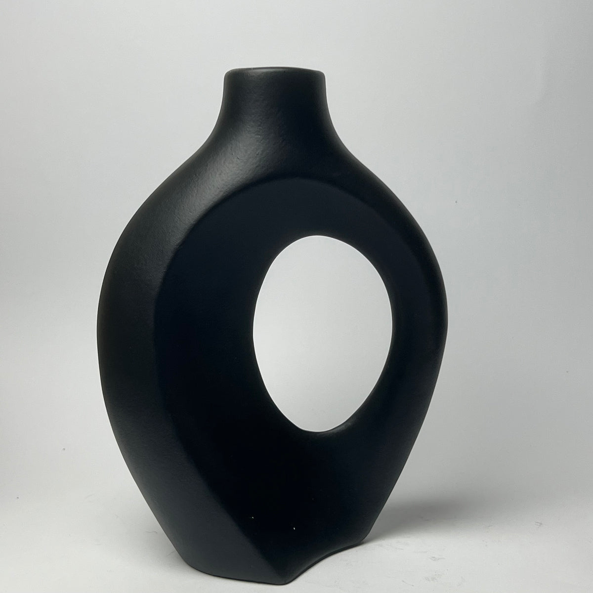 Modern Interlocking Ceramic Vase Set of 2 – Minimalist Matte Hollow Couple Vases