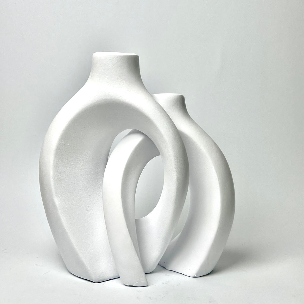 Modern Interlocking Ceramic Vase Set of 2 – Minimalist Matte Hollow Couple Vases