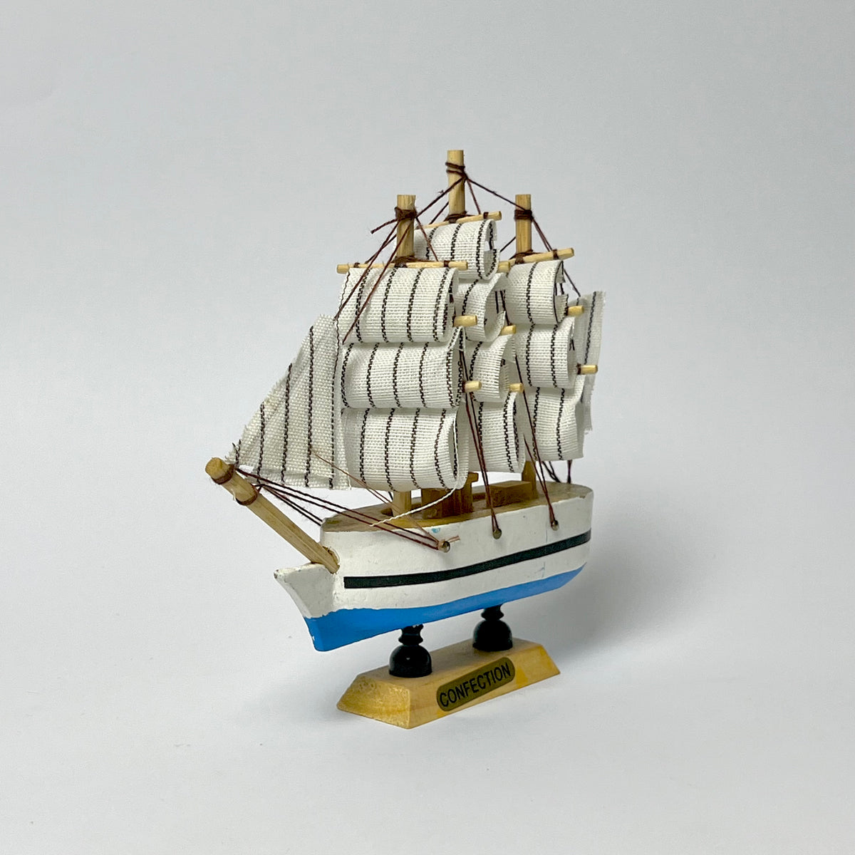 Vintage Sailing Ship Model – Nautical Decorative Boat