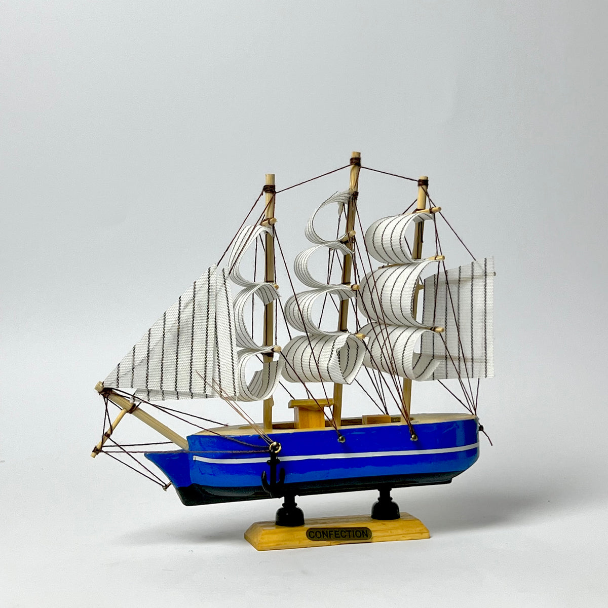 Vintage Sailing Ship Model – Nautical Decorative Boat