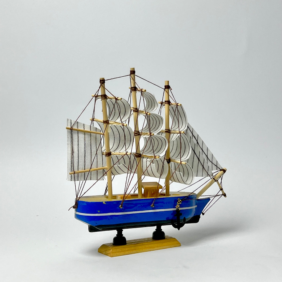Vintage Sailing Ship Model – Nautical Decorative Boat